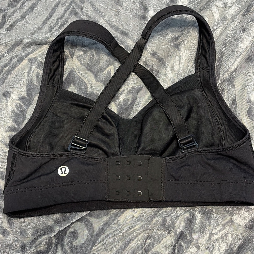Lululemon Athletica Black Cross-Back Sports Bra - Picture 2 of 2
